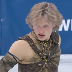 【団体戦】イリア・マリニン　ミラノ・コルティナオリンピック2026　ショート演技　(解説：フランス語)