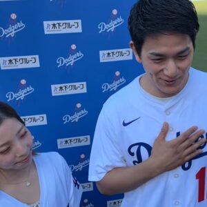 りくりゅう三浦璃来＆木原龍一　ドジャース始球式でリフト投法　(2026/6/26)